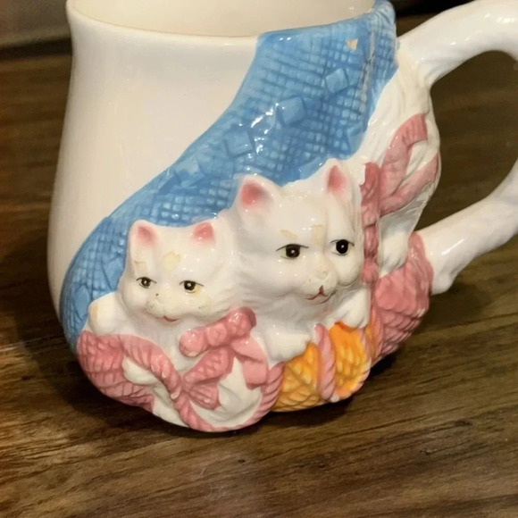 2 Vintage 3D Cats/Kittens Coffee/Tea Mugs/Cups Set of 2 Collectible PMC - Picture 5 of 16